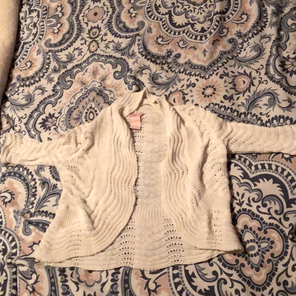 📍3 FOR 25📍Girls short sleeve sweater